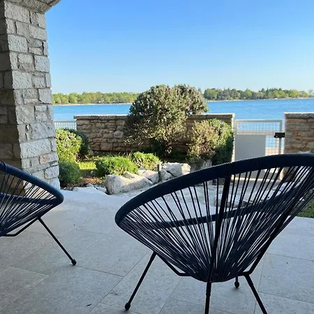 Istrian 2 شقة